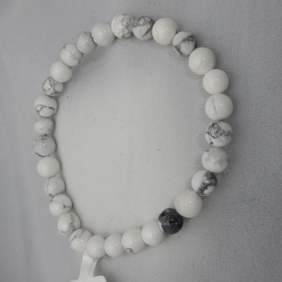 Yana Beaded Bracelet (24) - Picture 1 of 3